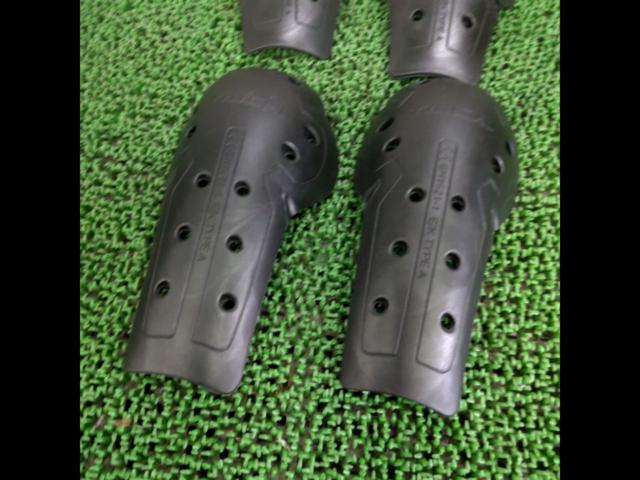 RS
TAICHI
Elbow
Shoulder
Protector
EN-1621-1