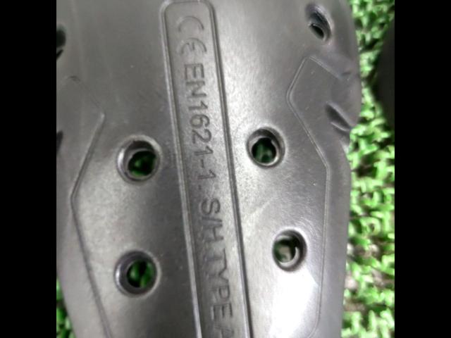 RS
TAICHI
Elbow
Shoulder
Protector
EN-1621-1