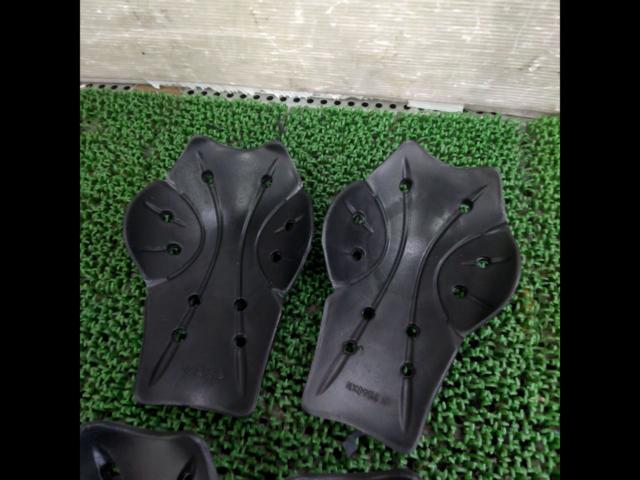 RS
TAICHI
Elbow
Shoulder
Protector
EN-1621-1