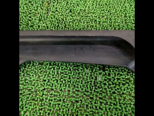 YAMAHA
RZ250R (29L)
Genuine chain cover