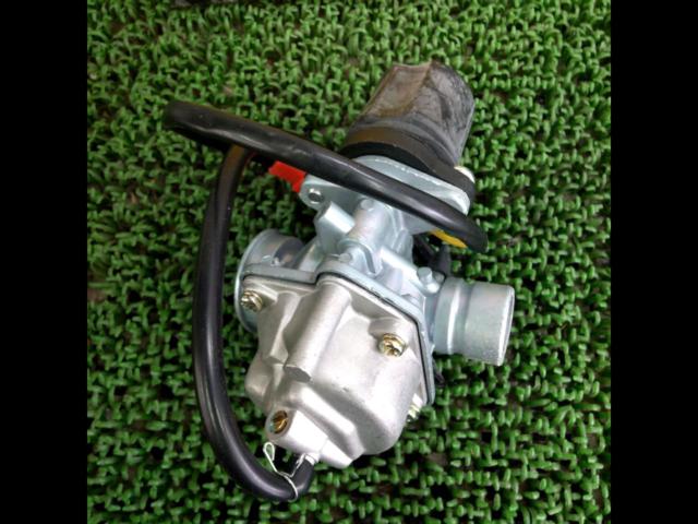 Unknown Manufacturer
Carburetor
For 2-stroke JOG series