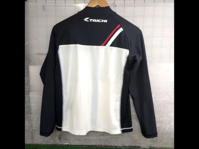 Size: M
RSTaichi
RSU 274/275
Cool ride zip inner shirt