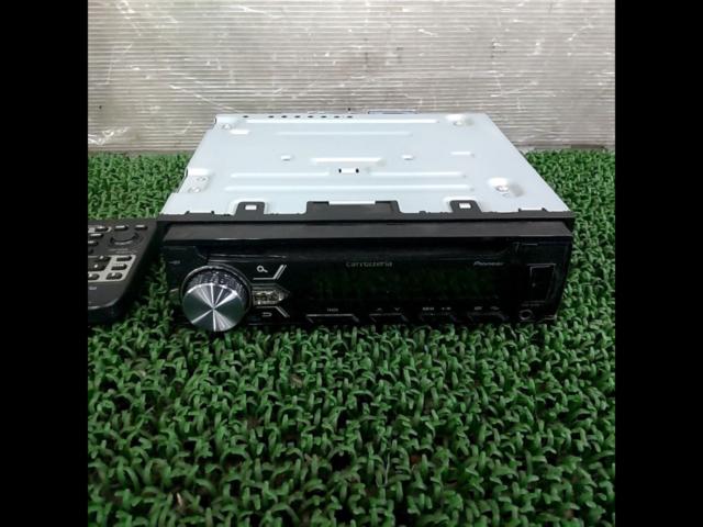 carrozzeria
DEH-4300
Equipped with front AUX-in & USB