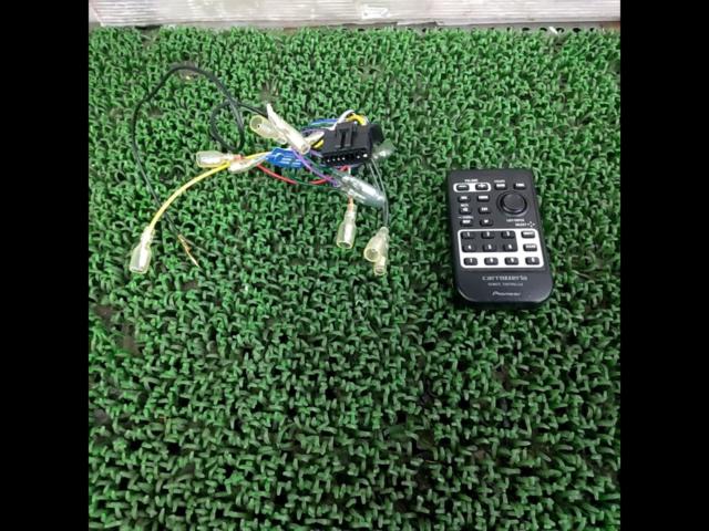 carrozzeria
DEH-4300
Equipped with front AUX-in & USB