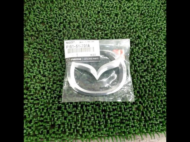 Mazda
Genuine front emblem for RX-8/SE3P
