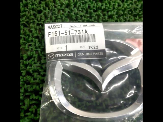 Mazda
Genuine front emblem for RX-8/SE3P
