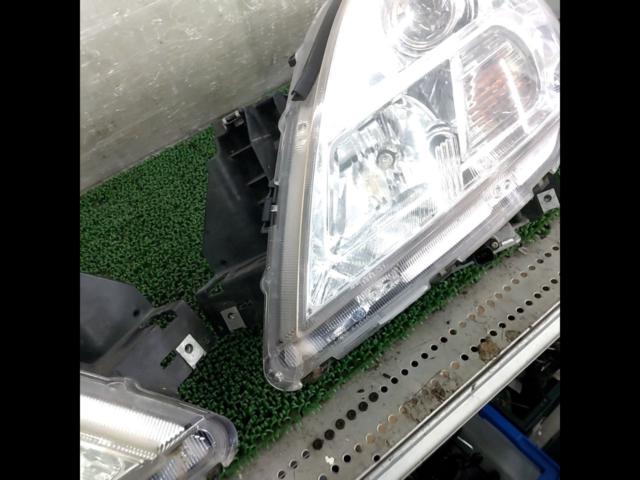 MAZDA
Genuine HID headlights for MPV/LY3P
