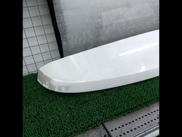 NISSAN
Genuine rear wing for Elgrand/E52