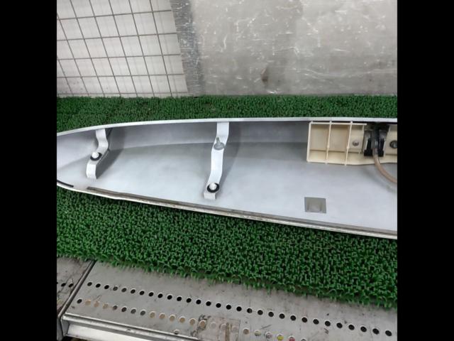 NISSAN
Genuine rear wing for Elgrand/E52