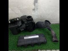 Genuine Honda CR-Z
ZF1
Genuine air cleaner