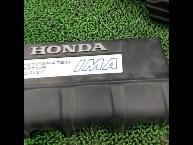 Genuine Honda CR-Z
ZF1
Genuine air cleaner