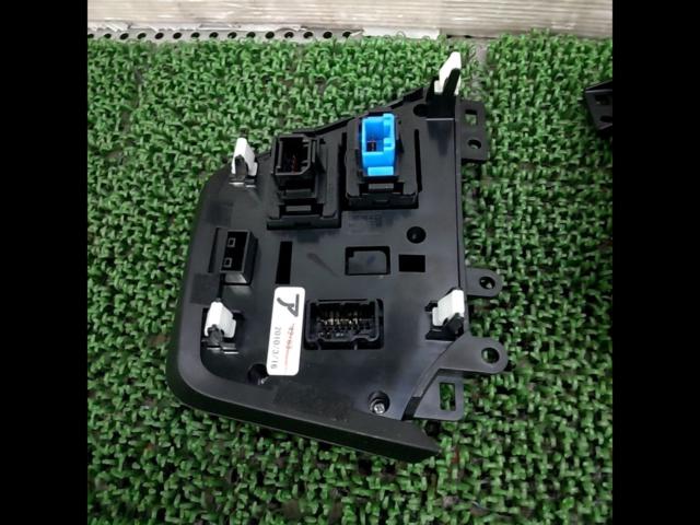 Honda genuine
CR-Z
ZF1 Genuine Switch Set