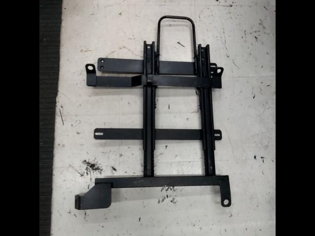 Kawai Works
Reclining seat rail
LH Silvia/S13-15