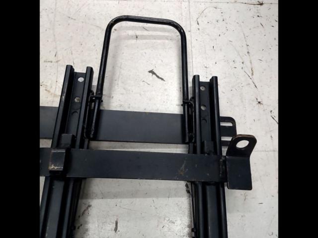 Kawai Works
Reclining seat rail
LH Silvia/S13-15