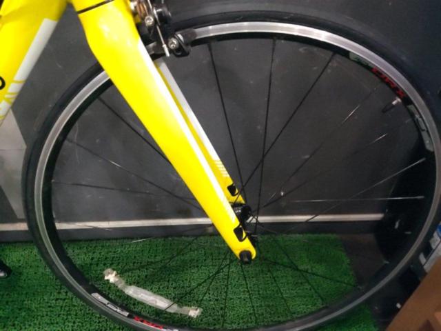 LOUIS GARNEAU LGS-CEN 700x23c2x9sアルミロードバイク イエロー サイズ420/参考サイズ:150-165