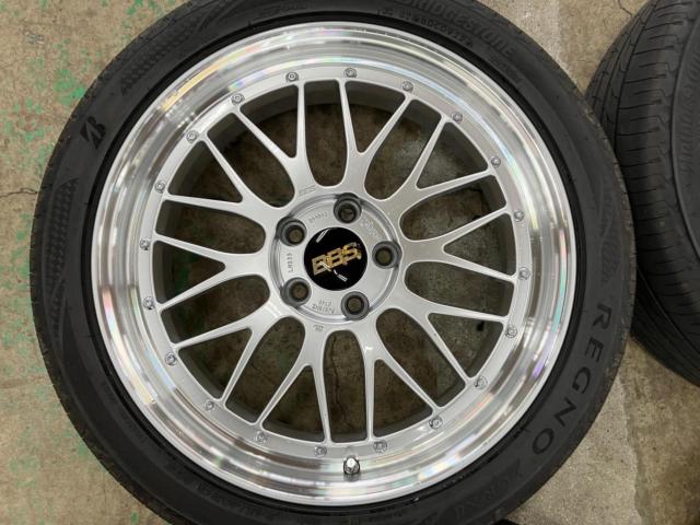 BBS
LM
+
BRIDGESTONE
REGNO
GR-X II