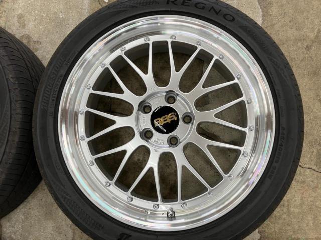 BBS
LM
+
BRIDGESTONE
REGNO
GR-X II
