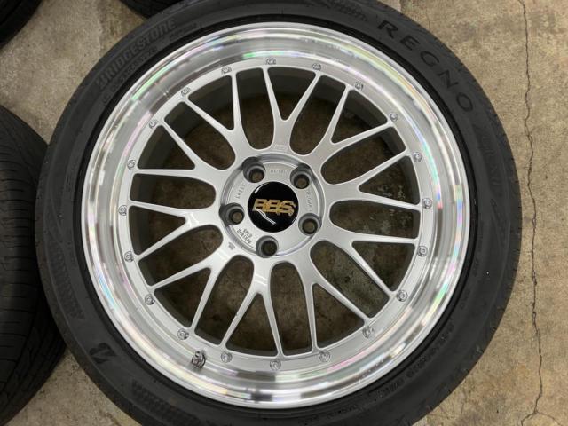 BBS
LM
+
BRIDGESTONE
REGNO
GR-X II