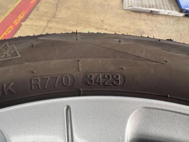 Off-season special offers
MARUKA
SERVICE
Eurotech
+
GOODYEAR
ICENAVI 7