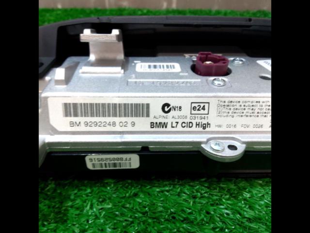 Wakeari
BMW genuine
Multi-Monitor