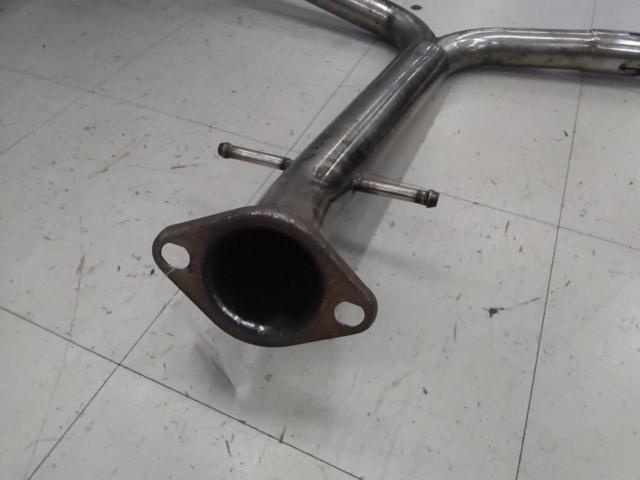 Three Cats
Straight muffler