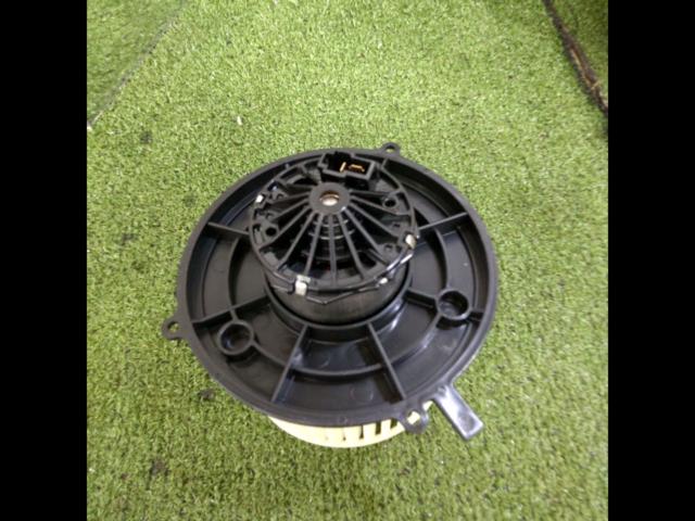 Unknown Manufacturer
Blower fan motor
VM01
272500-0411