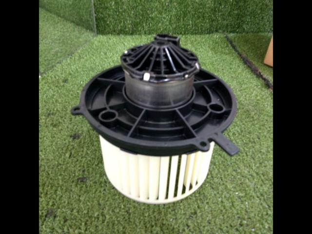 Unknown Manufacturer
Blower fan motor
VM01
272500-0411