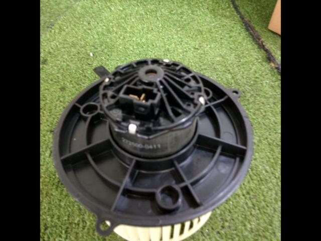 Unknown Manufacturer
Blower fan motor
VM01
272500-0411