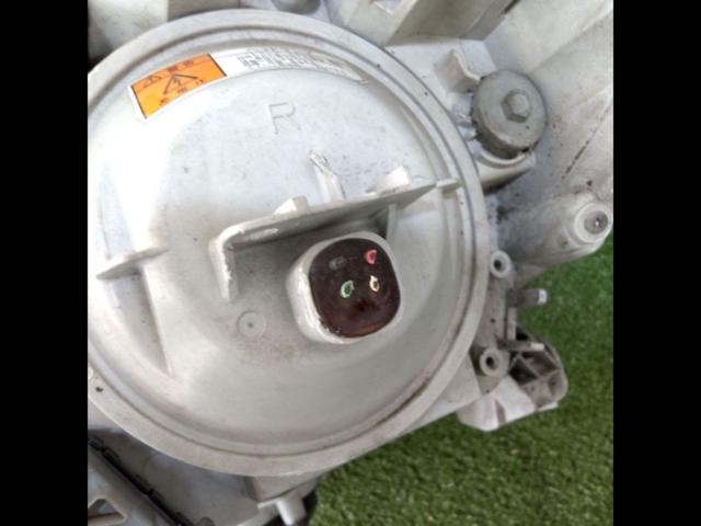 Wakeari
DAIHATSU
L405S/Sonica genuine HID headlights
Right and left