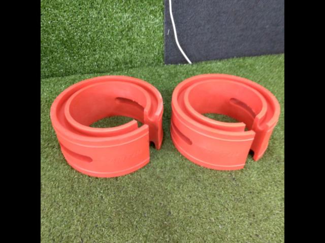 AMT
aaa
POWER
CUSHION
BUFFER
General purpose rubber spacer
2 pieces