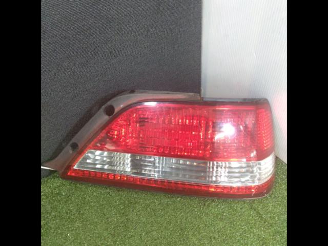 ※ one side only
TOYOTA
JZX100 / Cresta
Previous term genuine tail lens