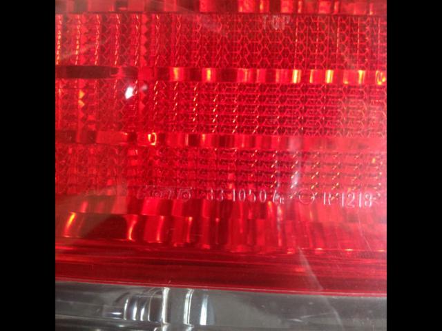 ※ one side only
TOYOTA
JZX100 / Cresta
Previous term genuine tail lens