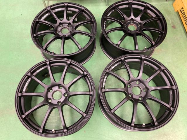 YOKOHAMA ADVAN Racing RS2