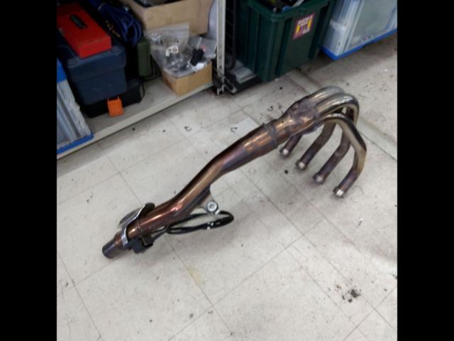 [ZRX1200DAEG] KAWASAKI
Genuine
Exhaust pipe