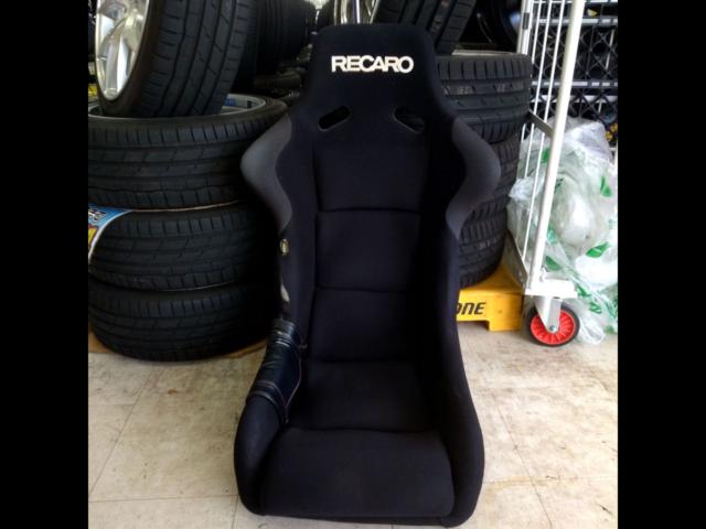 RECARO SP-G フルバケットシート (右側脇サポート部生地破れ有)【Part 