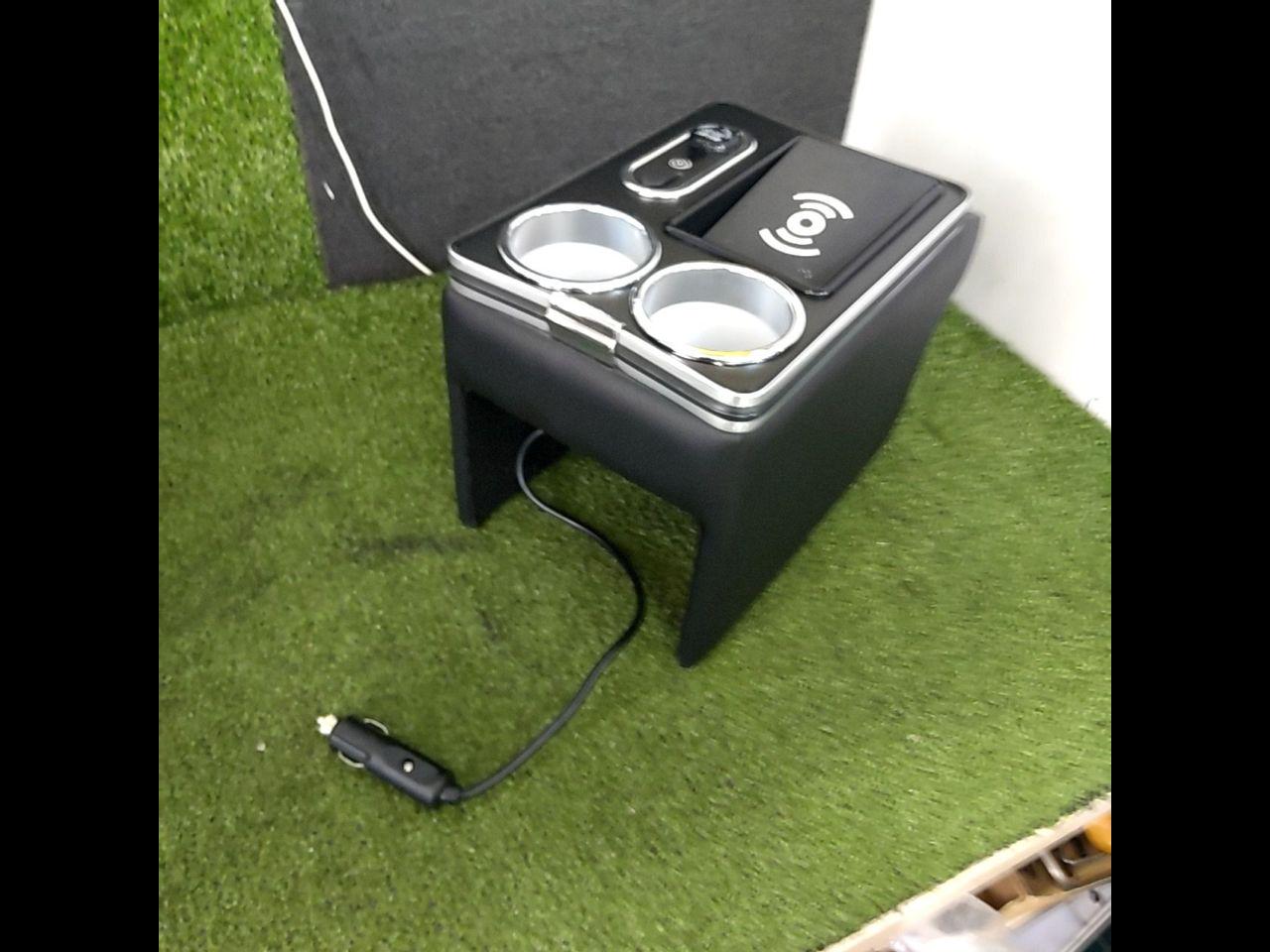 Manufacturer unknown for Noah/Voxy/90 series hybrid.
Wireless charging compatible
Console box