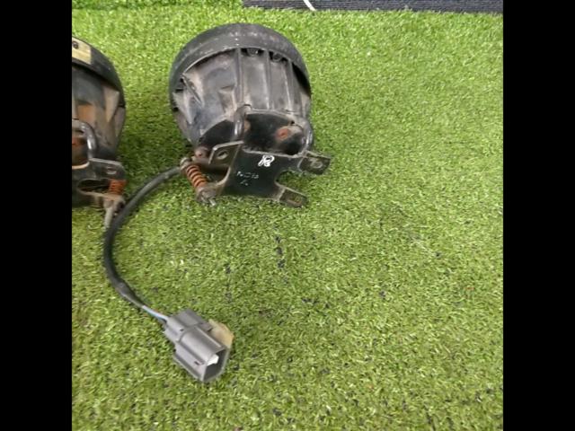 Nissan March (K11)
Genuine
STANLEY OP Yellow Fog Lamp Set (Left and Right)
P0036