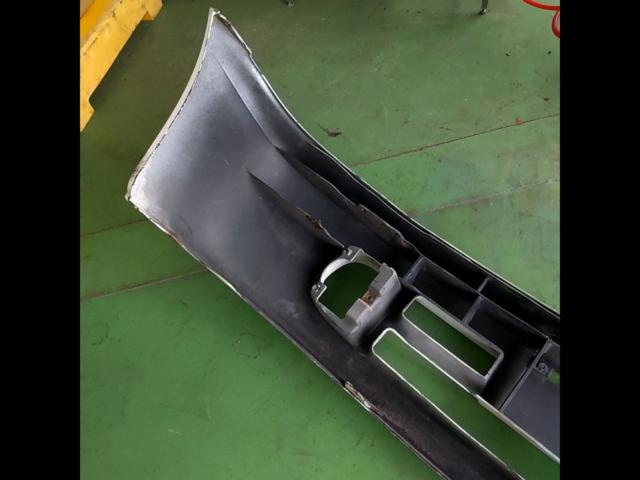 Nissan March (K11)
Genuine
Previous / Medium term
Front bumper