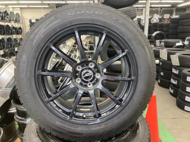 SCHNEIDER
Spoke wheels
+
GOODYEAR
ICE
NAVI
SUV
