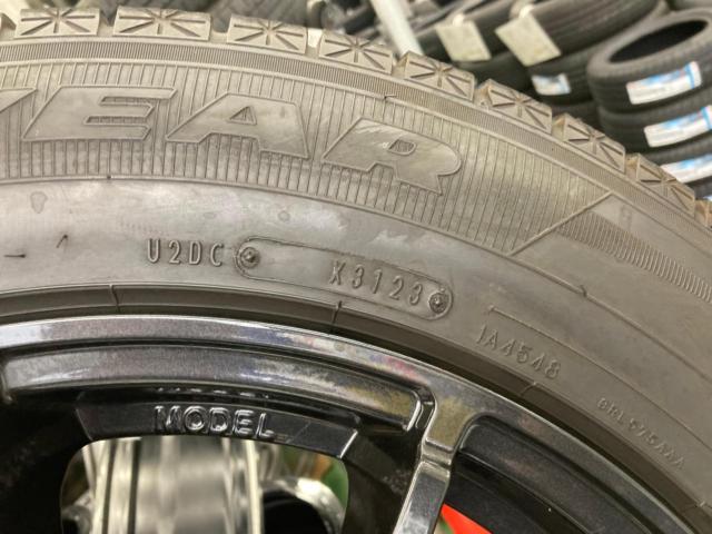 SCHNEIDER
Spoke wheels
+
GOODYEAR
ICE
NAVI
SUV