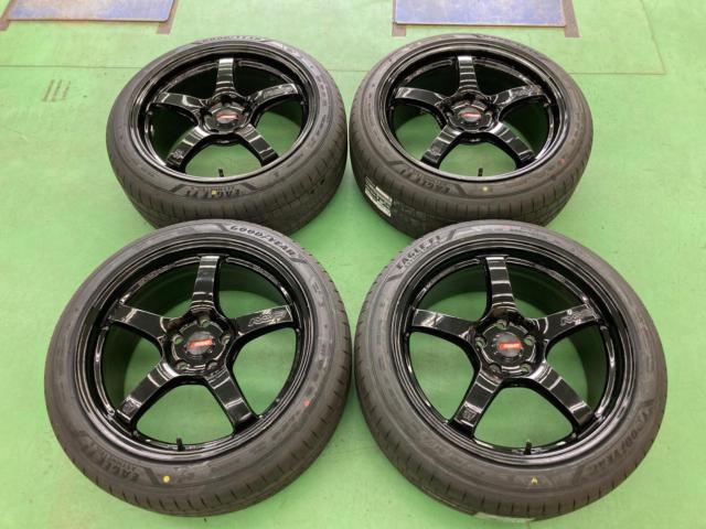 RAYS
GRAM
LIGHTS
57 CR
+
GOODYEAR
EAGLE
F1
ASYMMETRIC6
225 / 45R18
95Y
XL