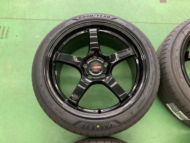 RAYS
GRAM
LIGHTS
57 CR
+
GOODYEAR
EAGLE
F1
ASYMMETRIC6
225 / 45R18
95Y
XL