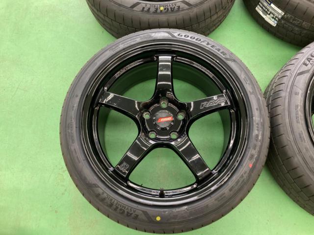 RAYS
GRAM
LIGHTS
57 CR
+
GOODYEAR
EAGLE
F1
ASYMMETRIC6
225 / 45R18
95Y
XL