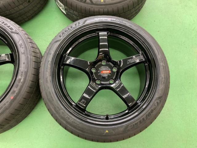 RAYS
GRAM
LIGHTS
57 CR
+
GOODYEAR
EAGLE
F1
ASYMMETRIC6
225 / 45R18
95Y
XL