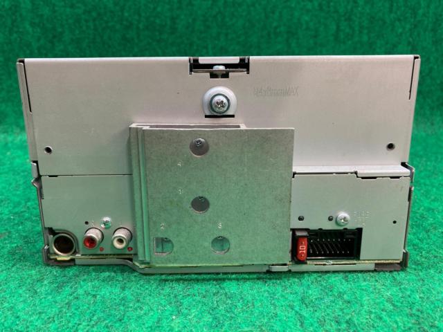 KENWOOD
DPX-U5102DIN Head Unit
CD player / Front USB port / Front AUX input / Tuner
2013 model]