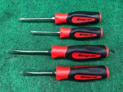 Snap-on
Driver
4 pieces set
SGD 4 B
+
SGD2B
+
SGDP31IRB
+
SGDP 42 IRB