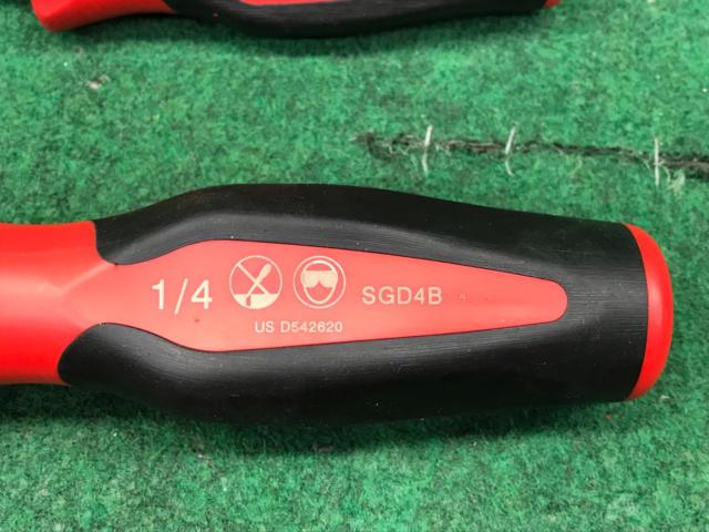 Snap-on
Driver
4 pieces set
SGD 4 B
+
SGD2B
+
SGDP31IRB
+
SGDP 42 IRB