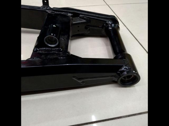 KAWASAKI genuine
Z900RS genuine
Swing arm