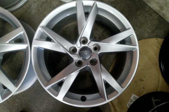 AUDI
A4/B9
Genuine
Wheel