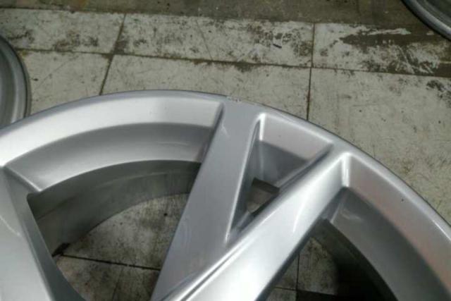 AUDI
A4/B9
Genuine
Wheel